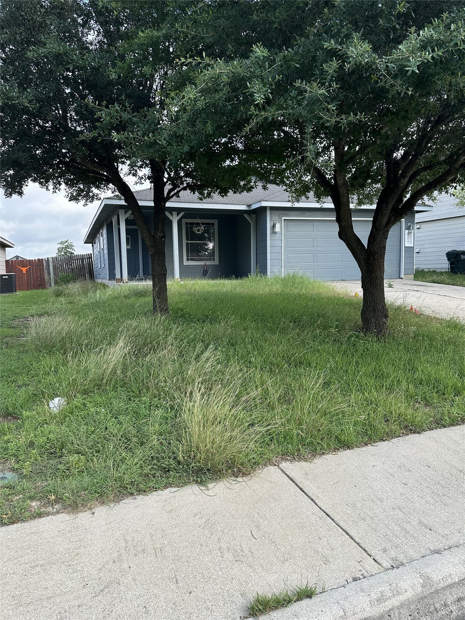 284 Onyx Lake Dr