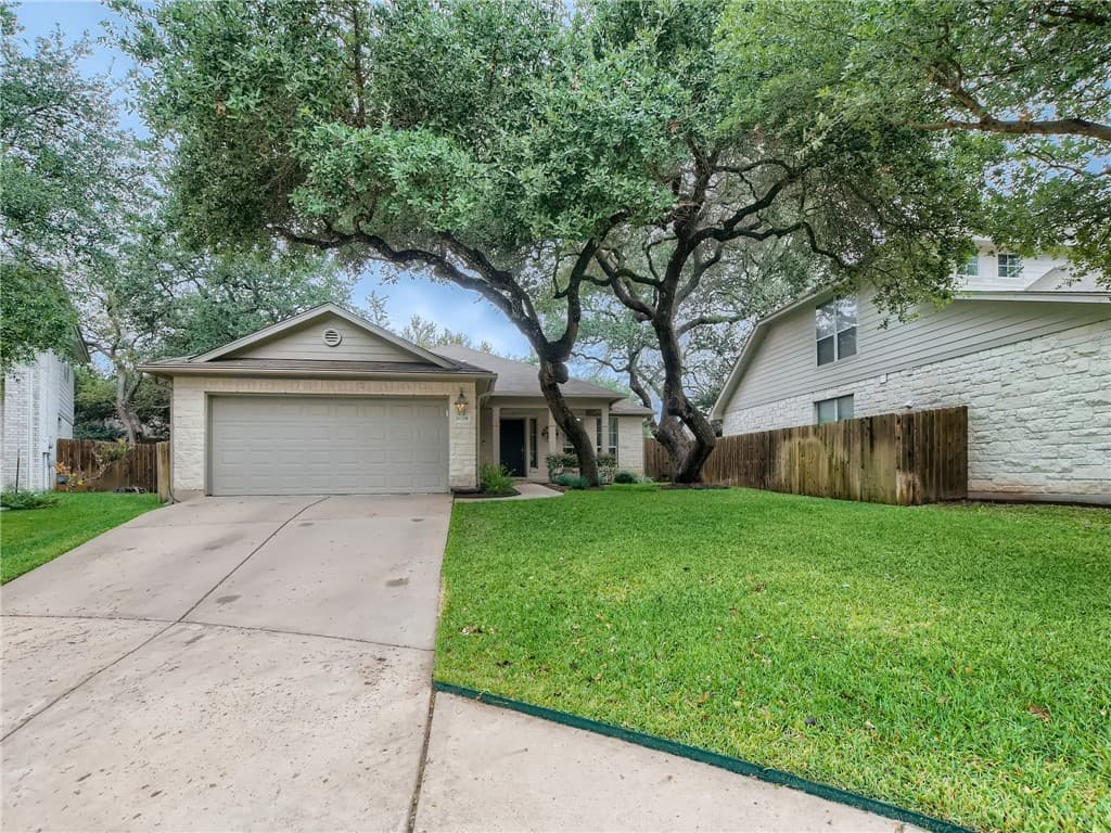 10208 Chaska Cv