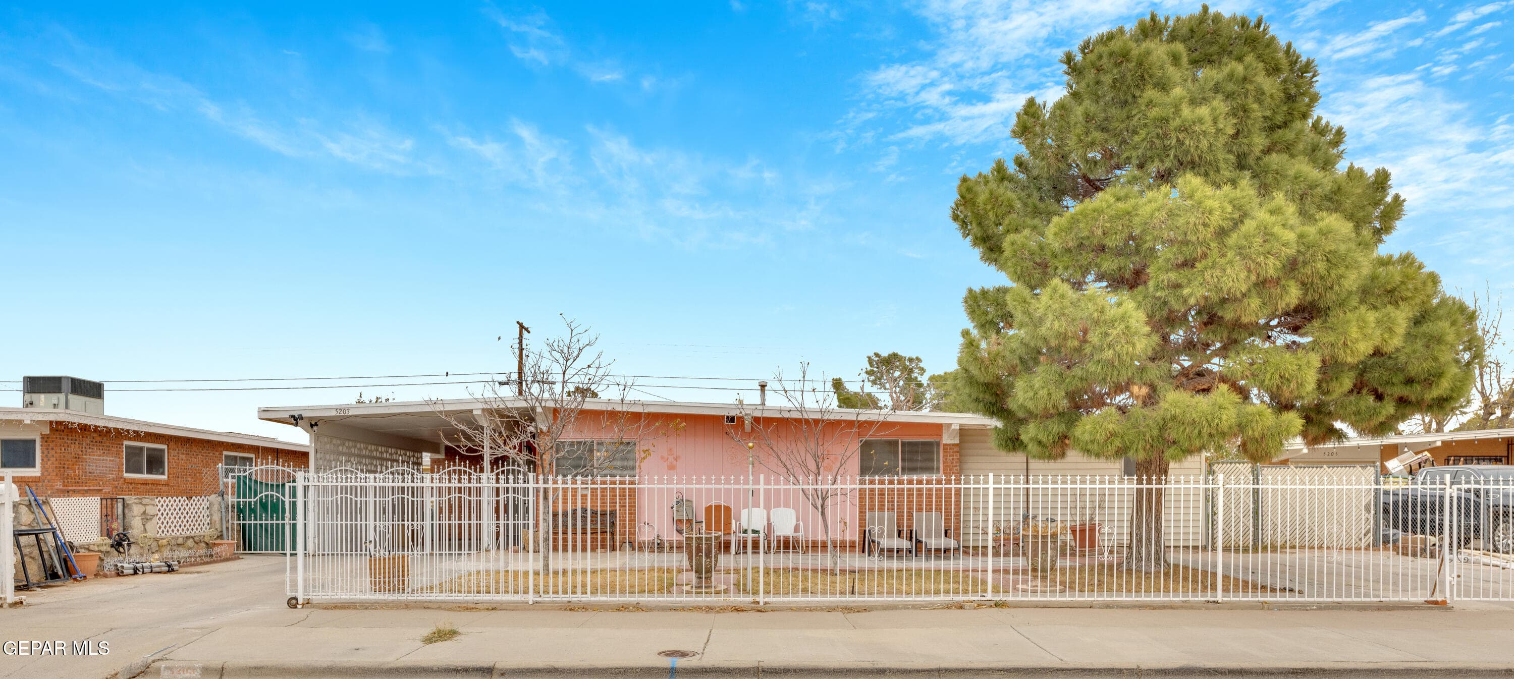 5203 Danny Dr
