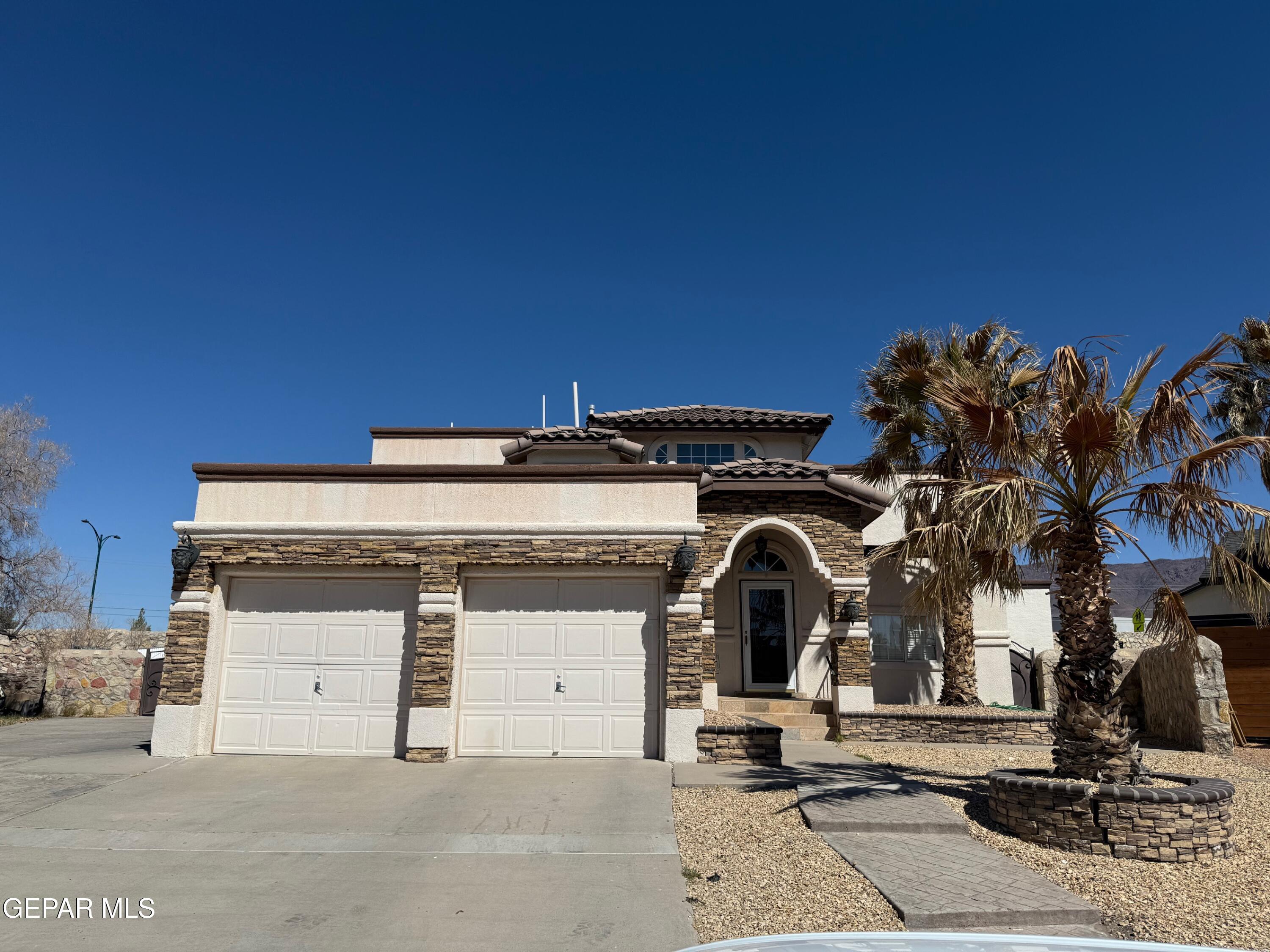 1404 Plaza Fatima Ct