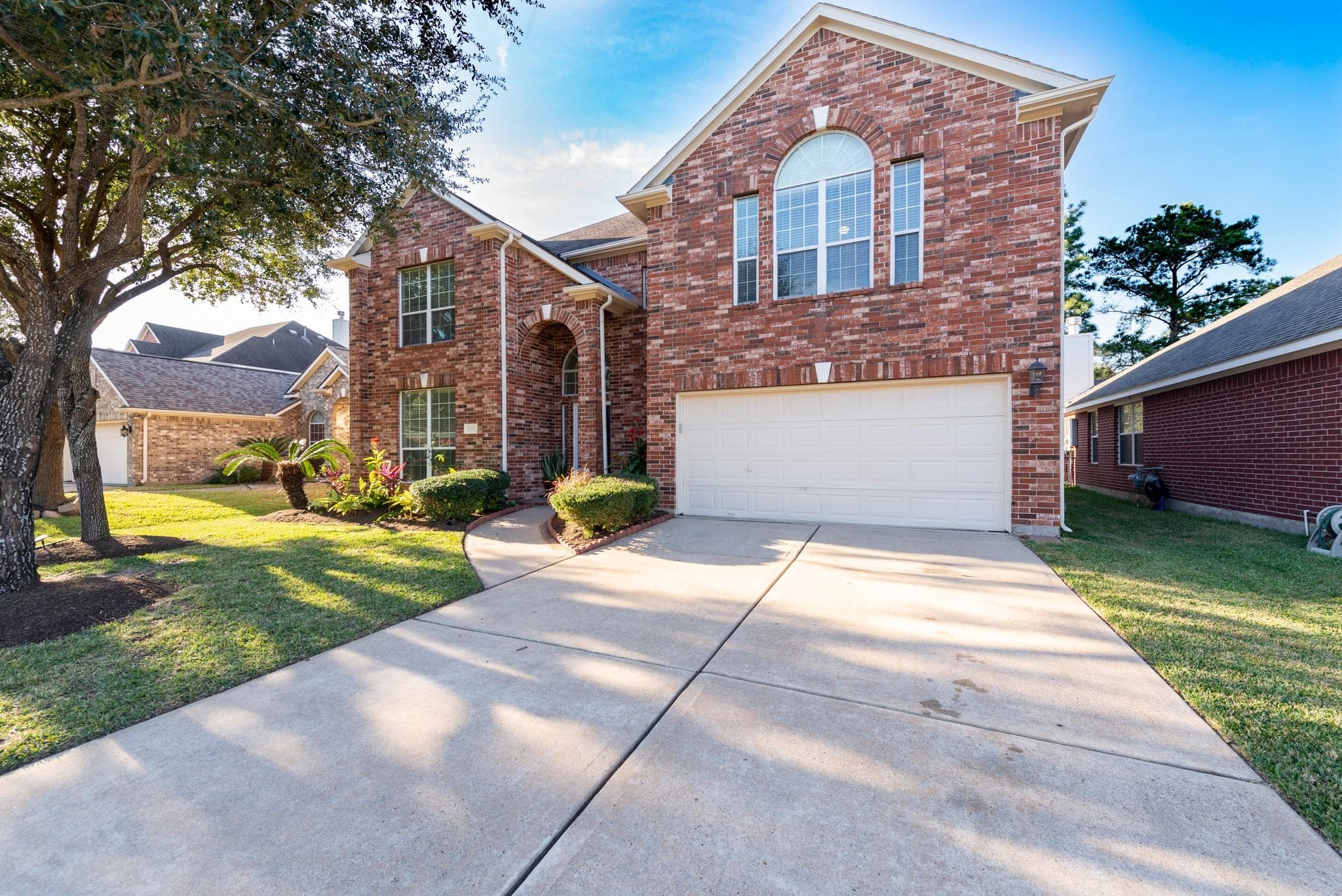1502 Phoenician Dr