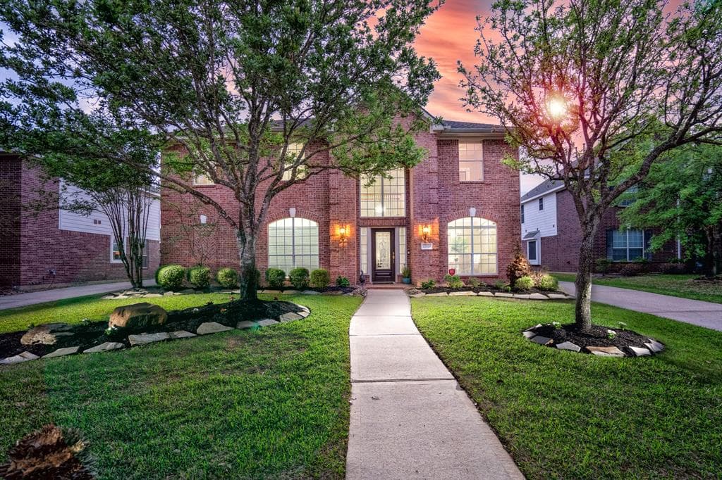 12819 Mossy Ledge Dr