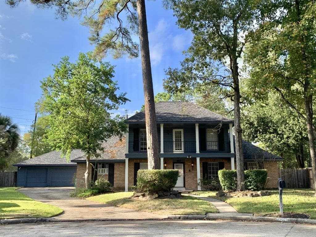 1907 Pine River Dr