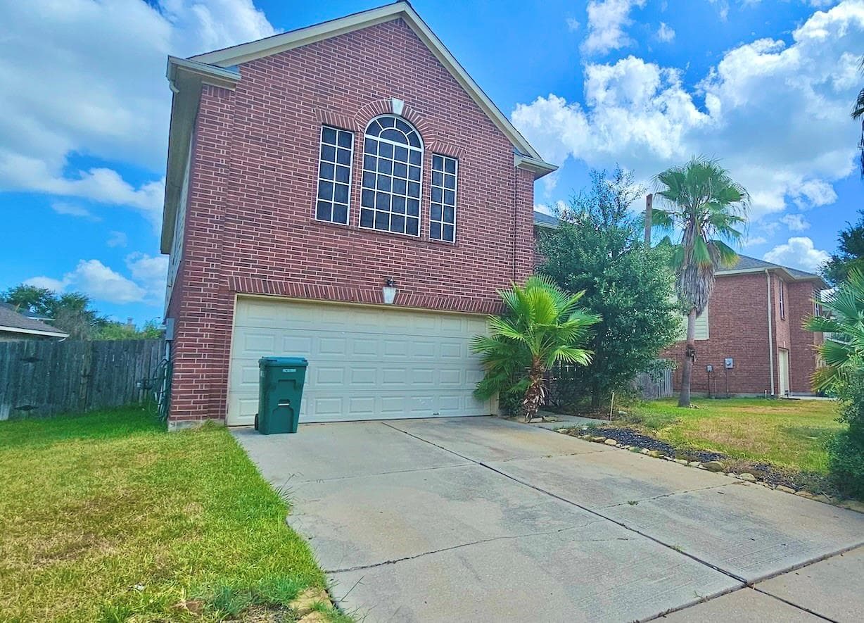 3222 Enchanted Hollow Ln