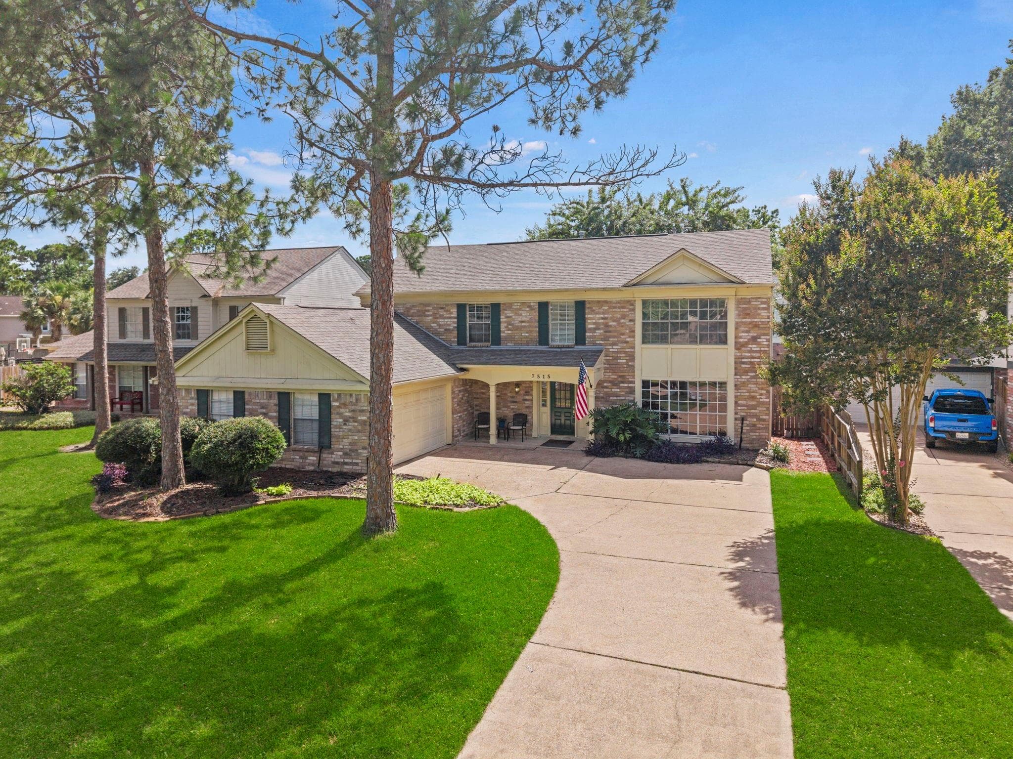 7515 Honey Creek Ln