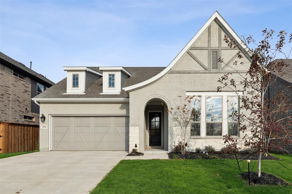 3106 Bluff Creek Dr