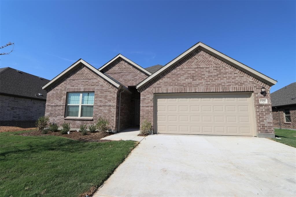 1325 Cedar Creek Ln