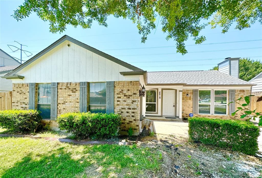 4818 Audubon Dr