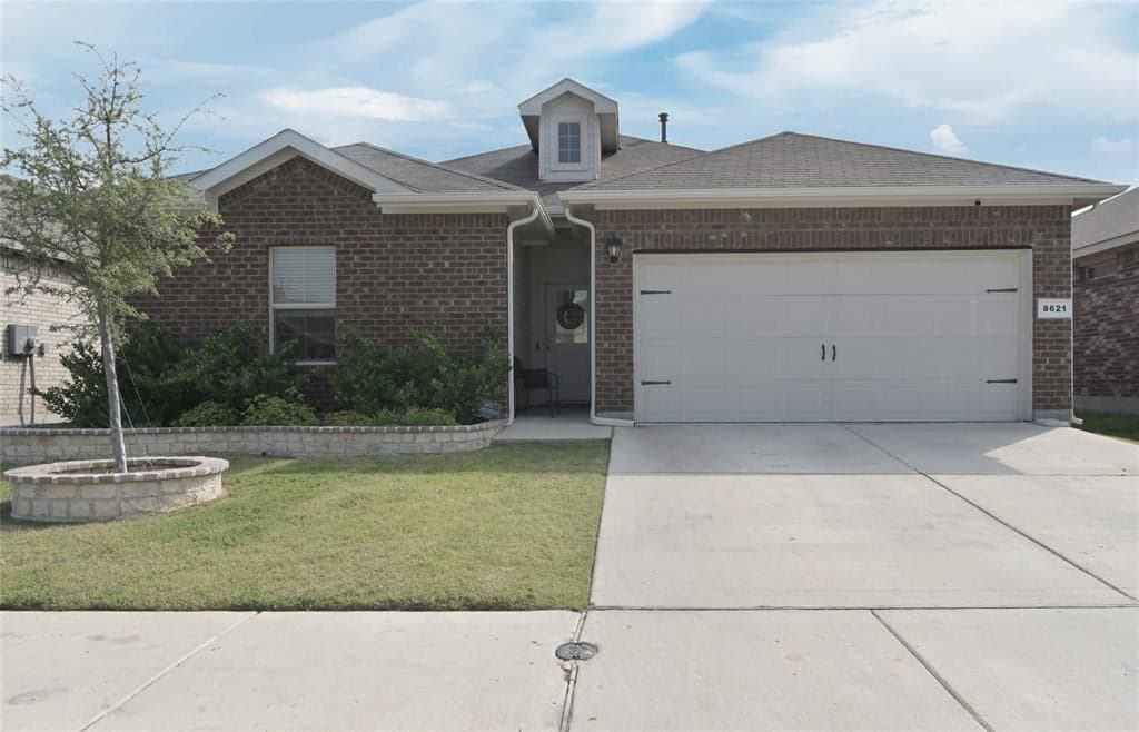 8621 Angel Gardens Dr
