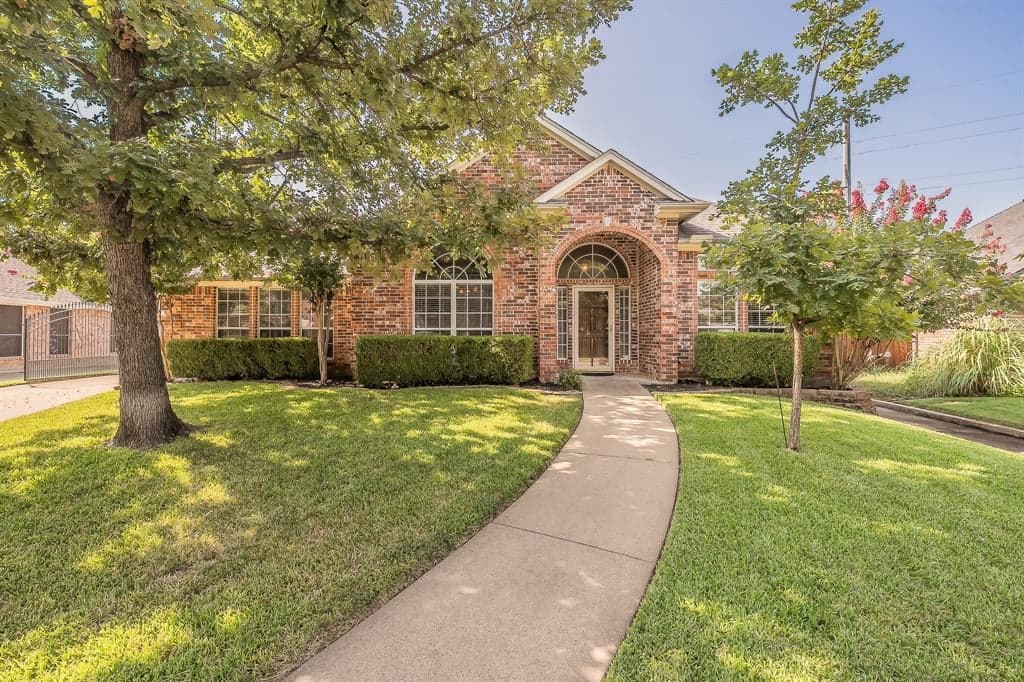 8152 Vine Wood Dr