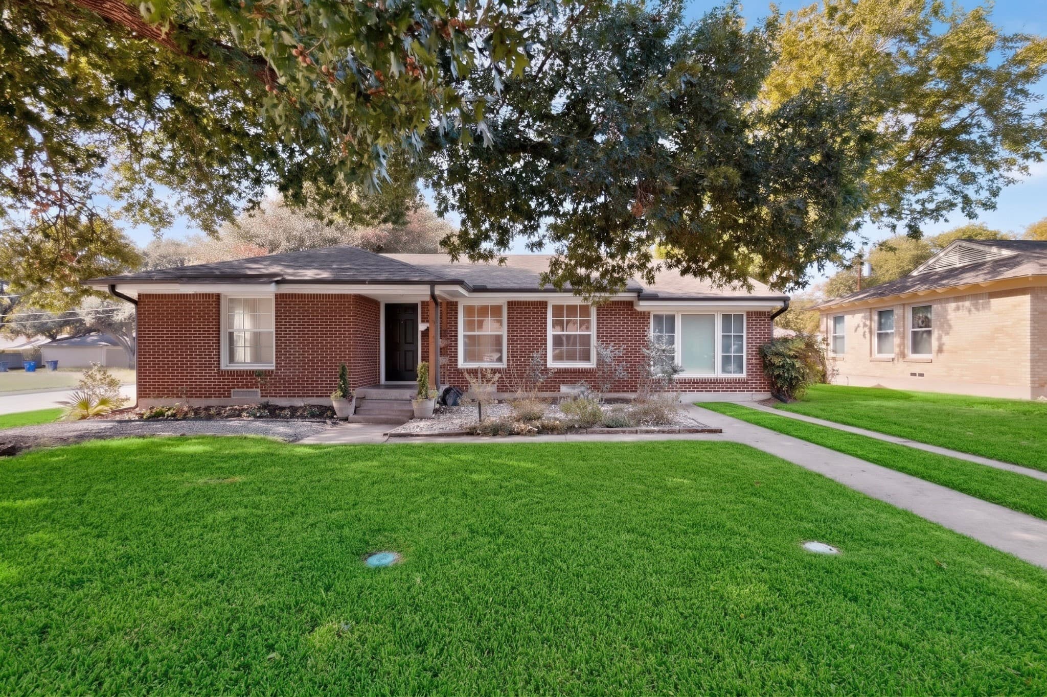 455 Hambrick Rd