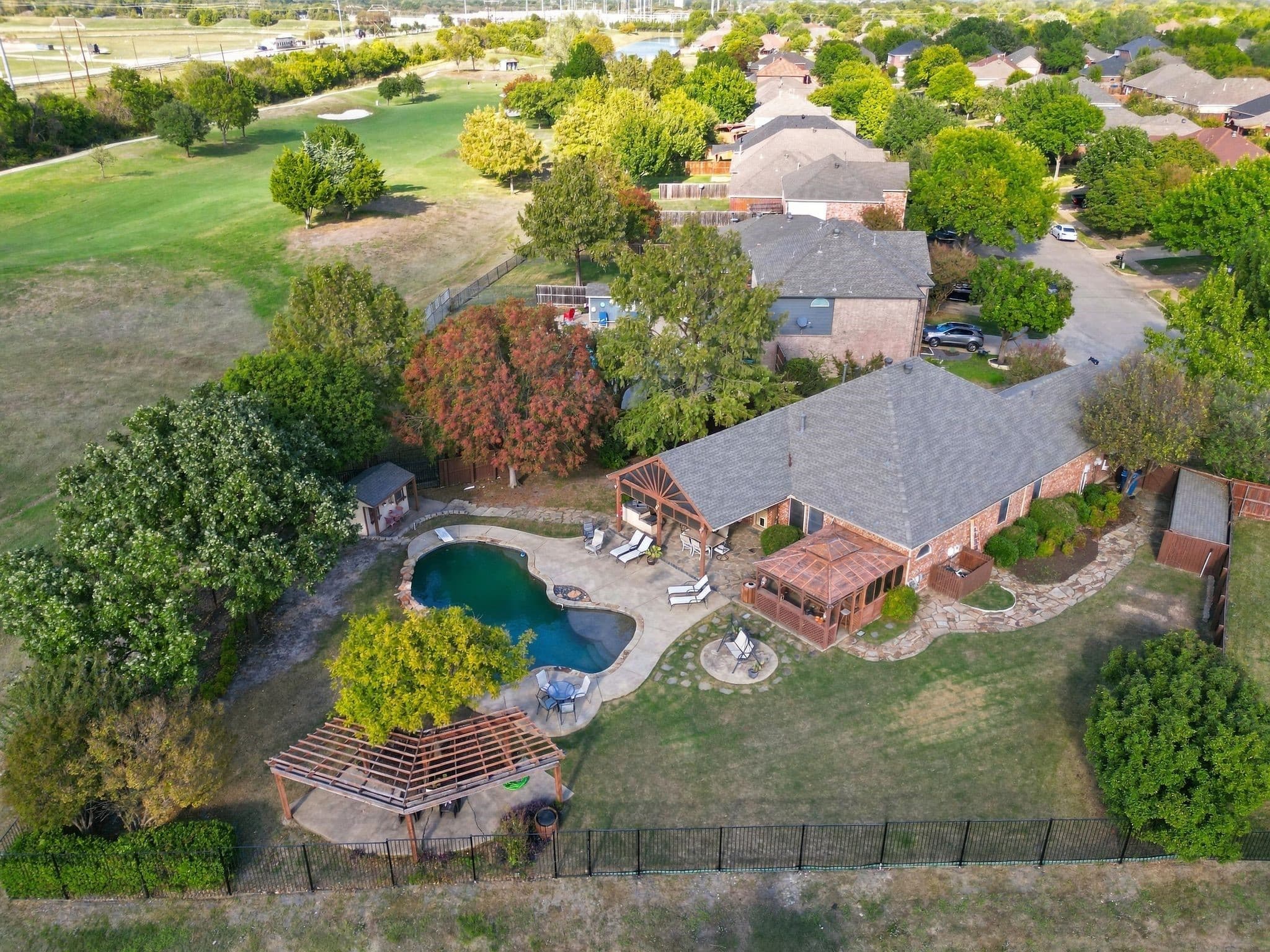 10717 Wolfcreek Ln