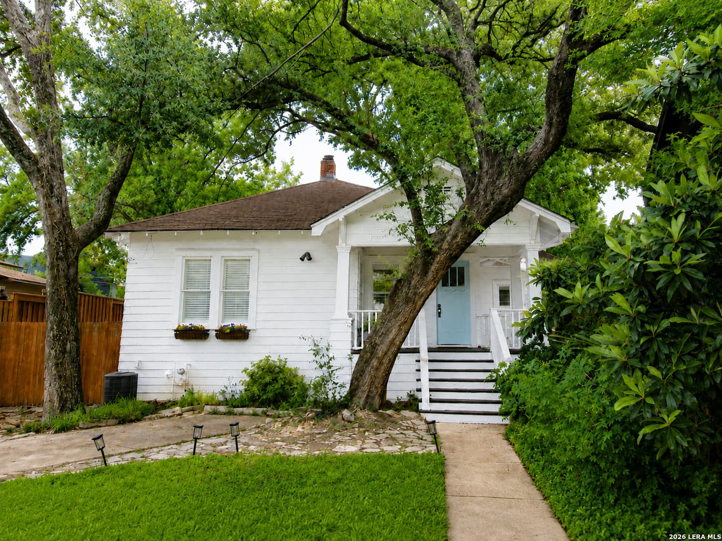 211 Montclair St