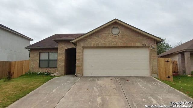 9230 Centro Grande