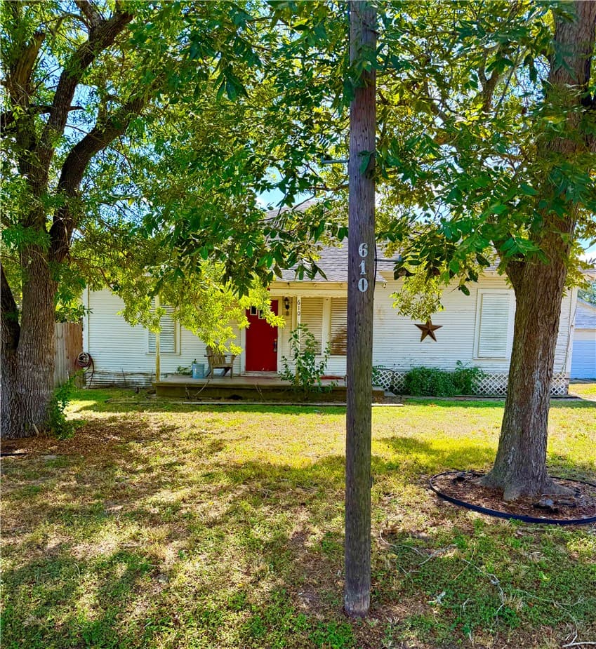 610 Burton St