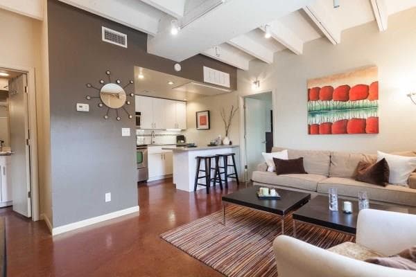 2408 Longview St Apt 205