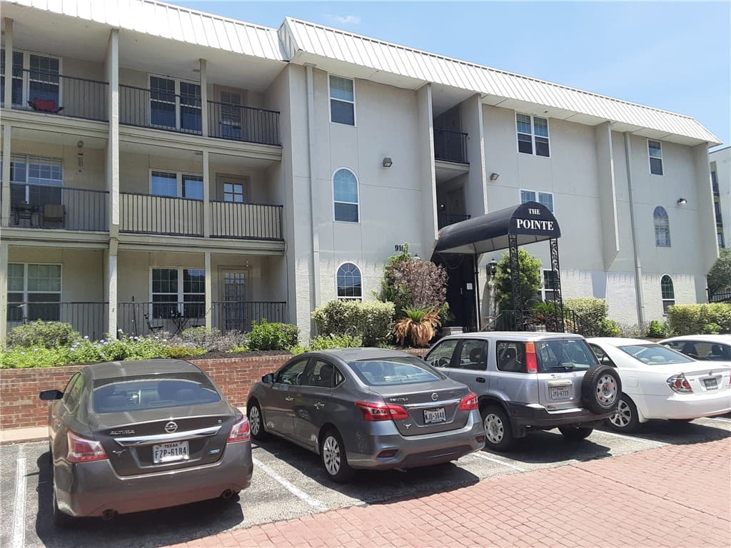 910 Duncan Ln Apt 13