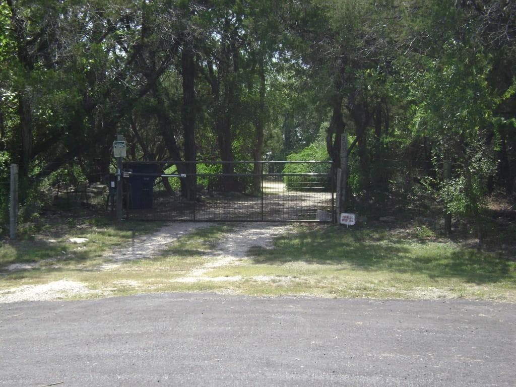 209 Graystone Ln