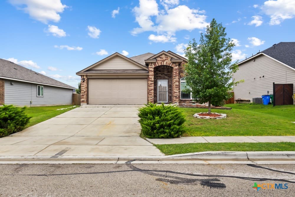 1533 Redbridge Dr