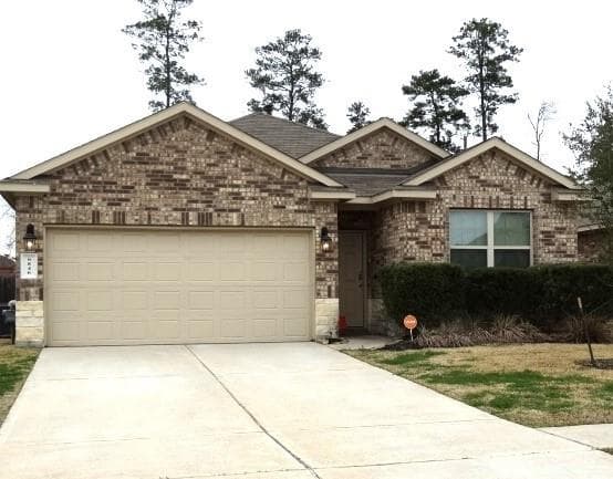 9846 Laurel Lake Dr