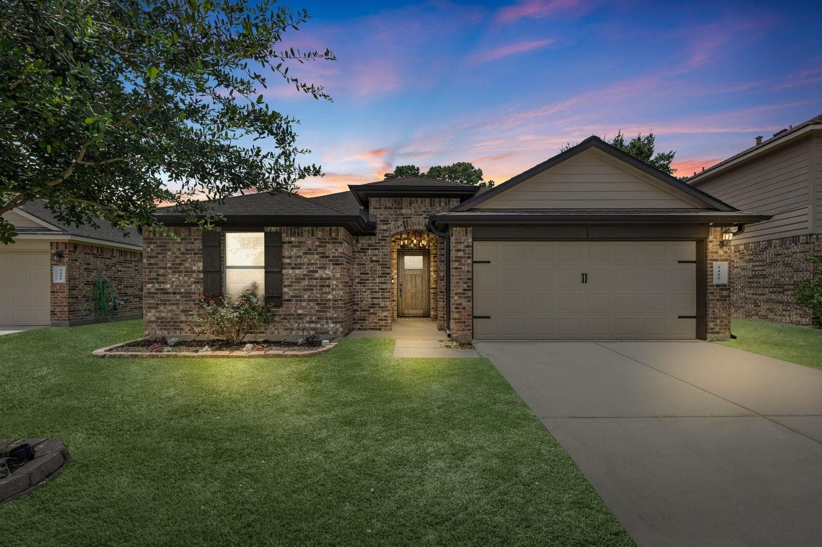 9415 Paloma Creek Dr