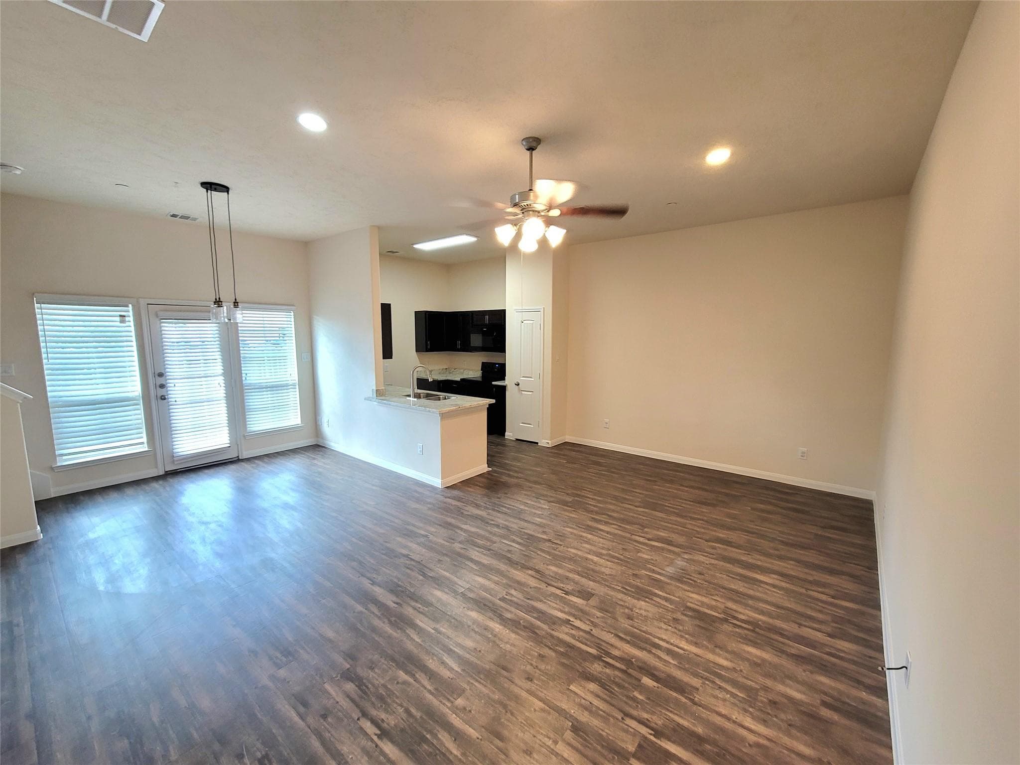 2243 Bermuda Shores Dr