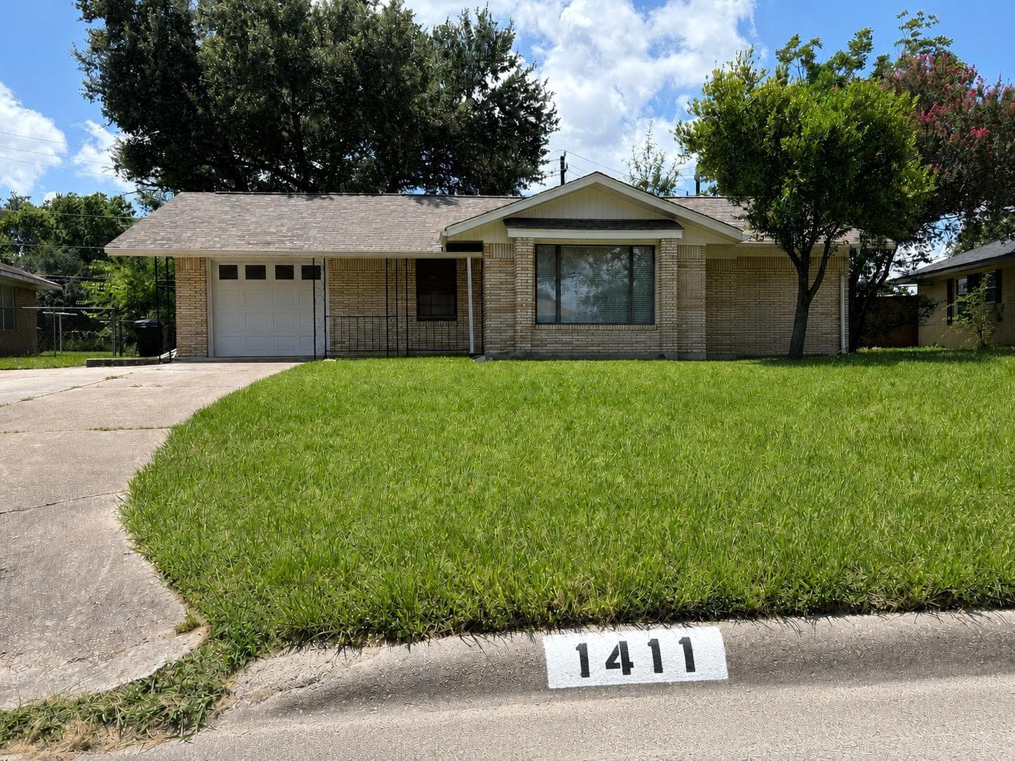 1411 Ansbury Dr