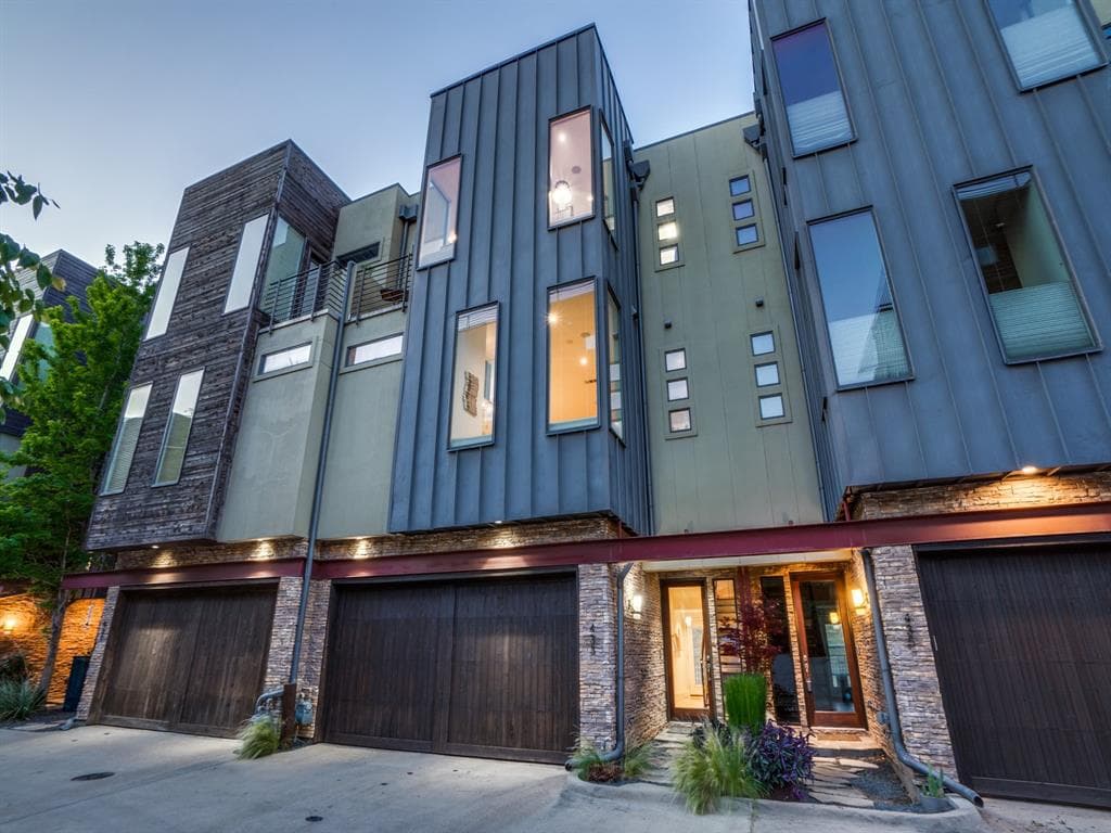 433 Trinity River Cir
