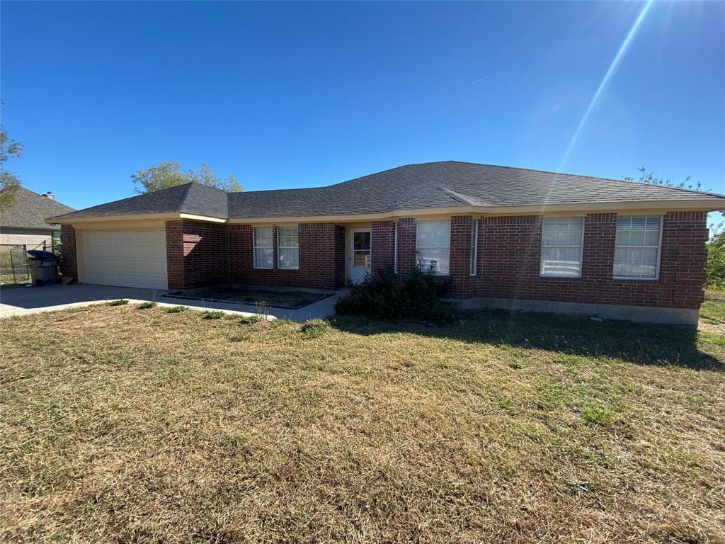 213 County Road 4838