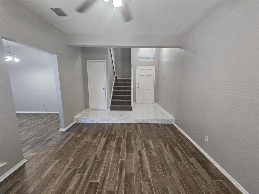 2403 Brown Blvd # 207