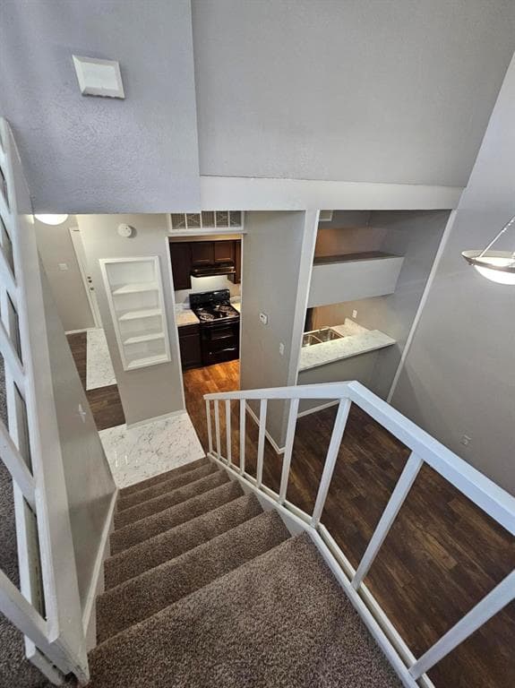 2403 Brown Blvd # 703