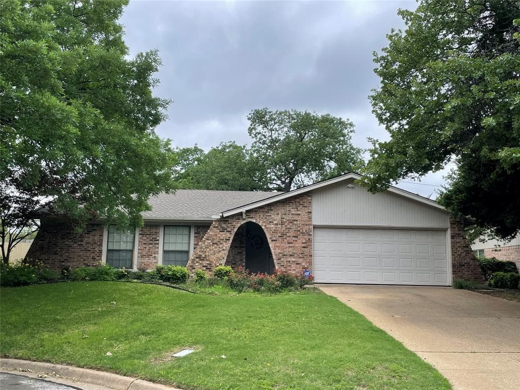 1500 Laurel Dr