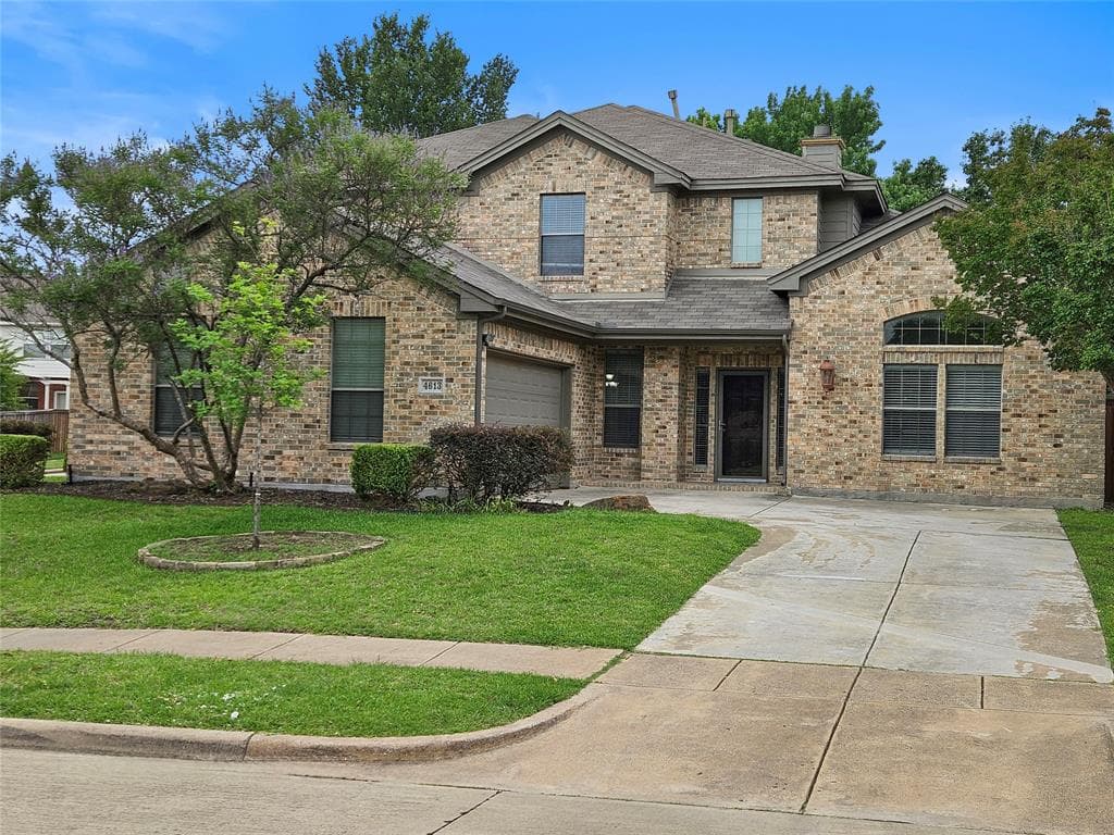 4613 Monarch Dr