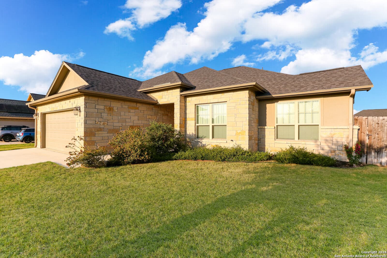 120 Fairway Dr
