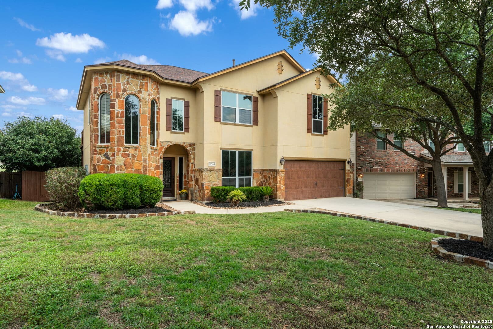 19506 Highgrove Ln