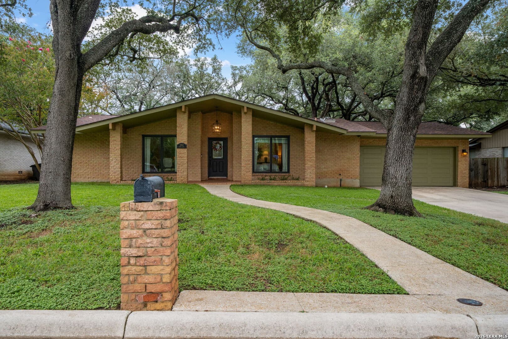 11514 Whisper Bluff St