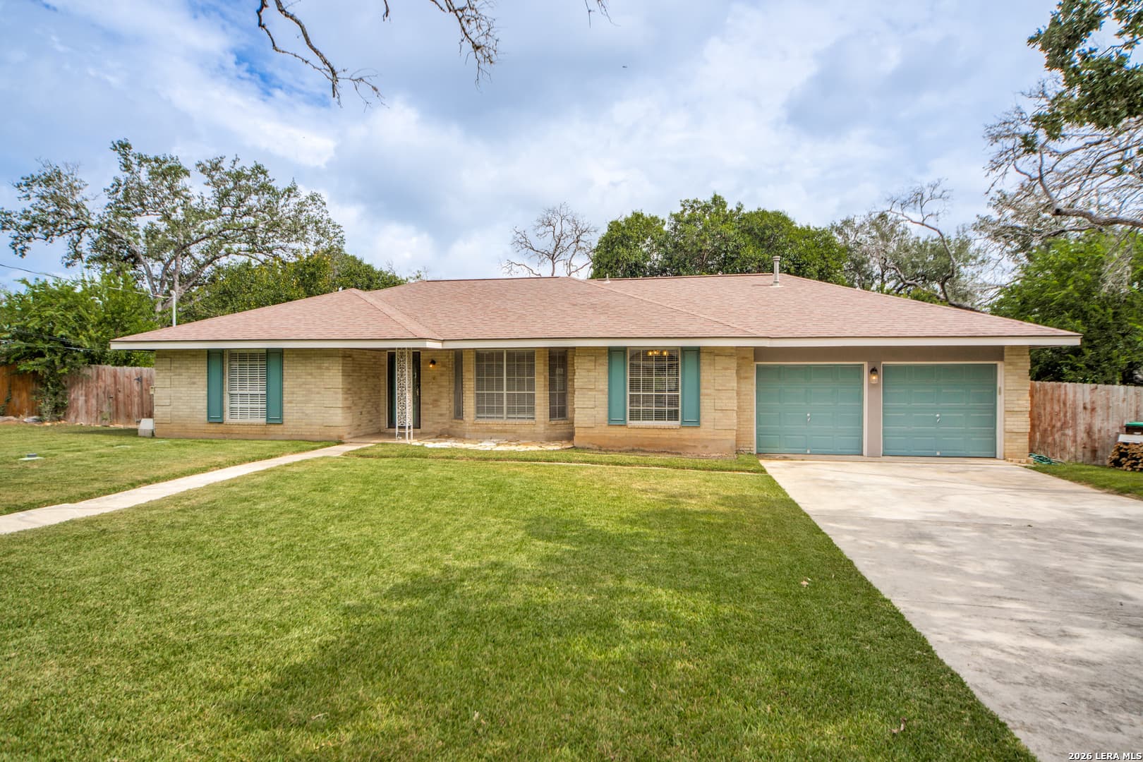 313 Sagecrest Dr