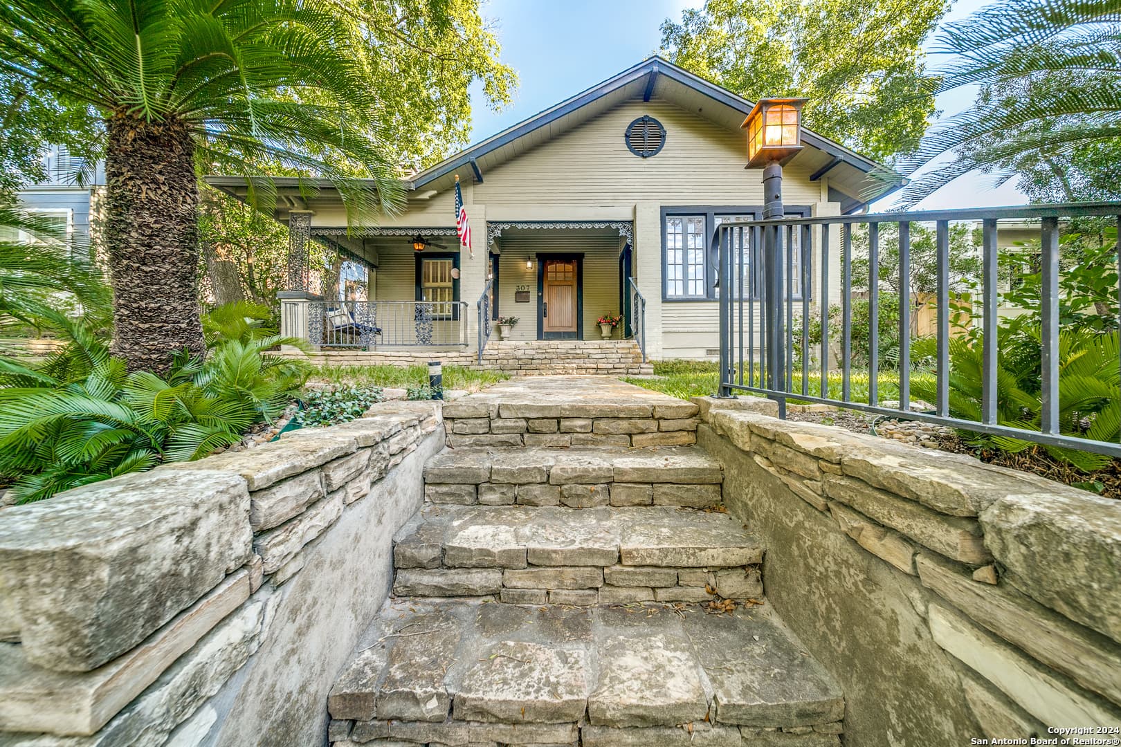 307 Rosemary Ave