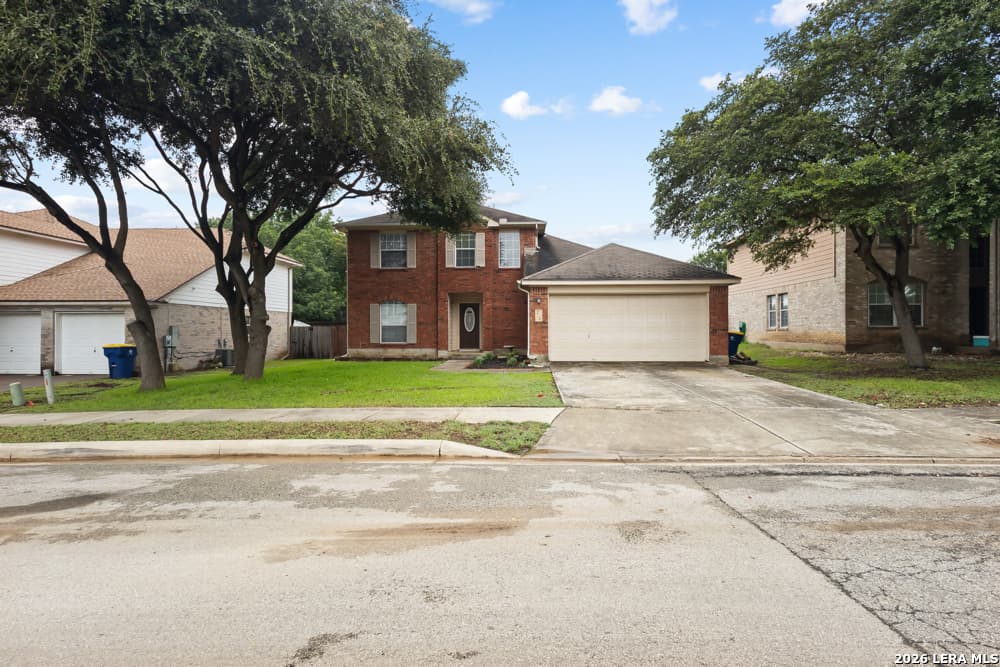 210 Laceleaf Ln